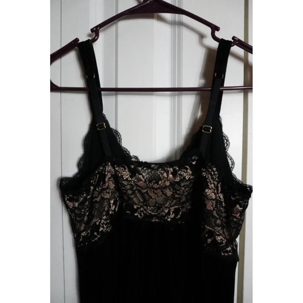 Soma Lace Velvet Chemise Small Romantic Gothic Black Nightgown